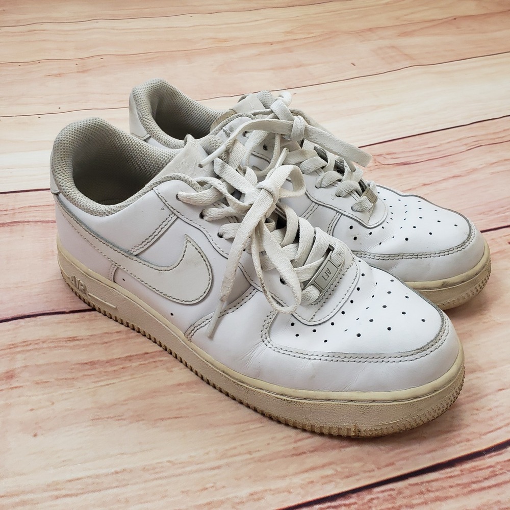 Nike Air Force 1 '07 Shoes Womens Size 8.5 Low White Sneakers AF1 DD8959-100‎